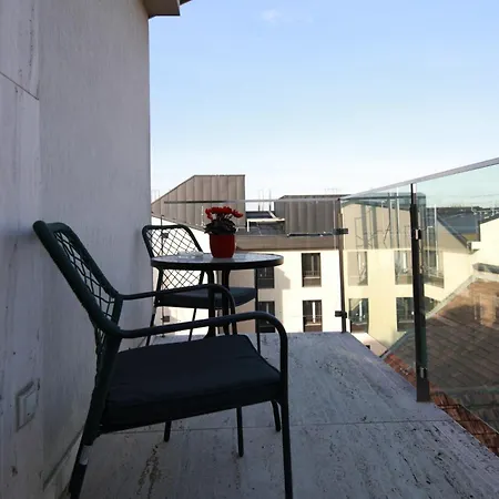 360 Panorama • Rooftop Jacuzzi • Downtown Luxury Budapest